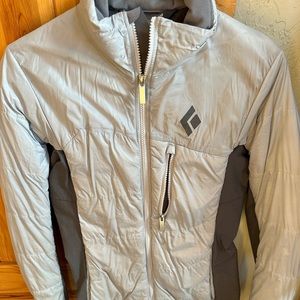Women’s Black diamond access hybrid jacket, grey, no hood. Good condition